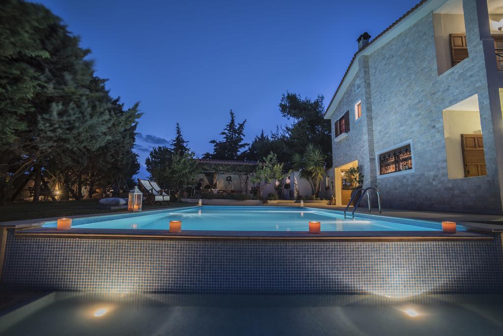 Villa Corina Near The Airport Kouvarás Extérieur photo